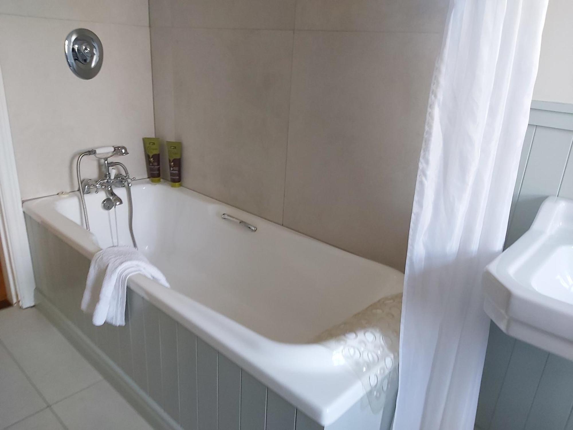 Shanakeever Farm - 2 Bedroom Apartment Клифден Номер фото